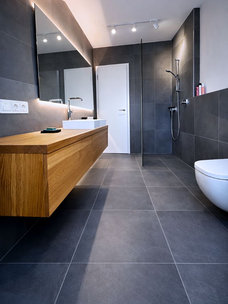 Fliesenarbeiten im Innenbereich 